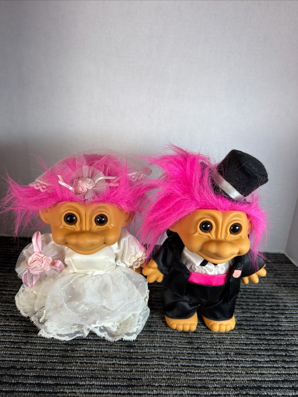 Vintage Troll (Russ) Doll Bride and Groom Set with Bright Pink Hair - Picture 2 of 14